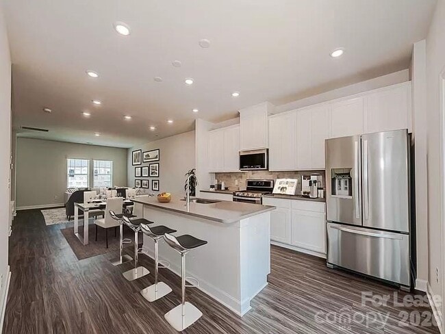 Building Photo - 2518 Arbor Loop Dr