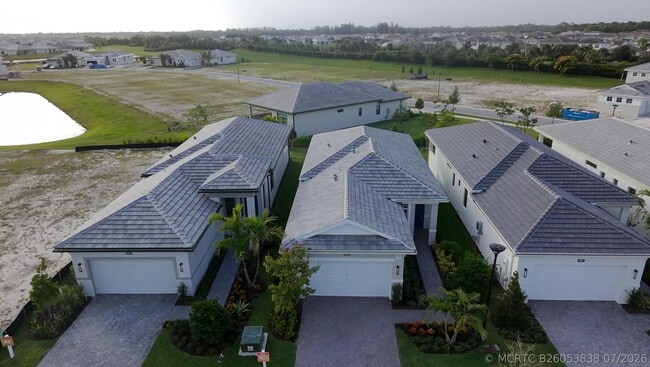 Building Photo - 5078 Lido Key Ln