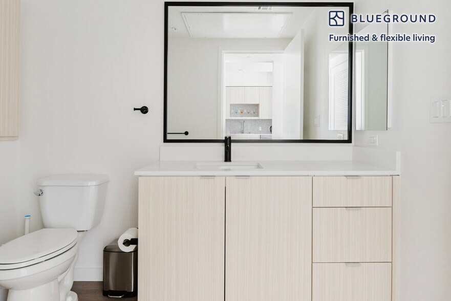 Building Photo - 3301 Innovation Wy