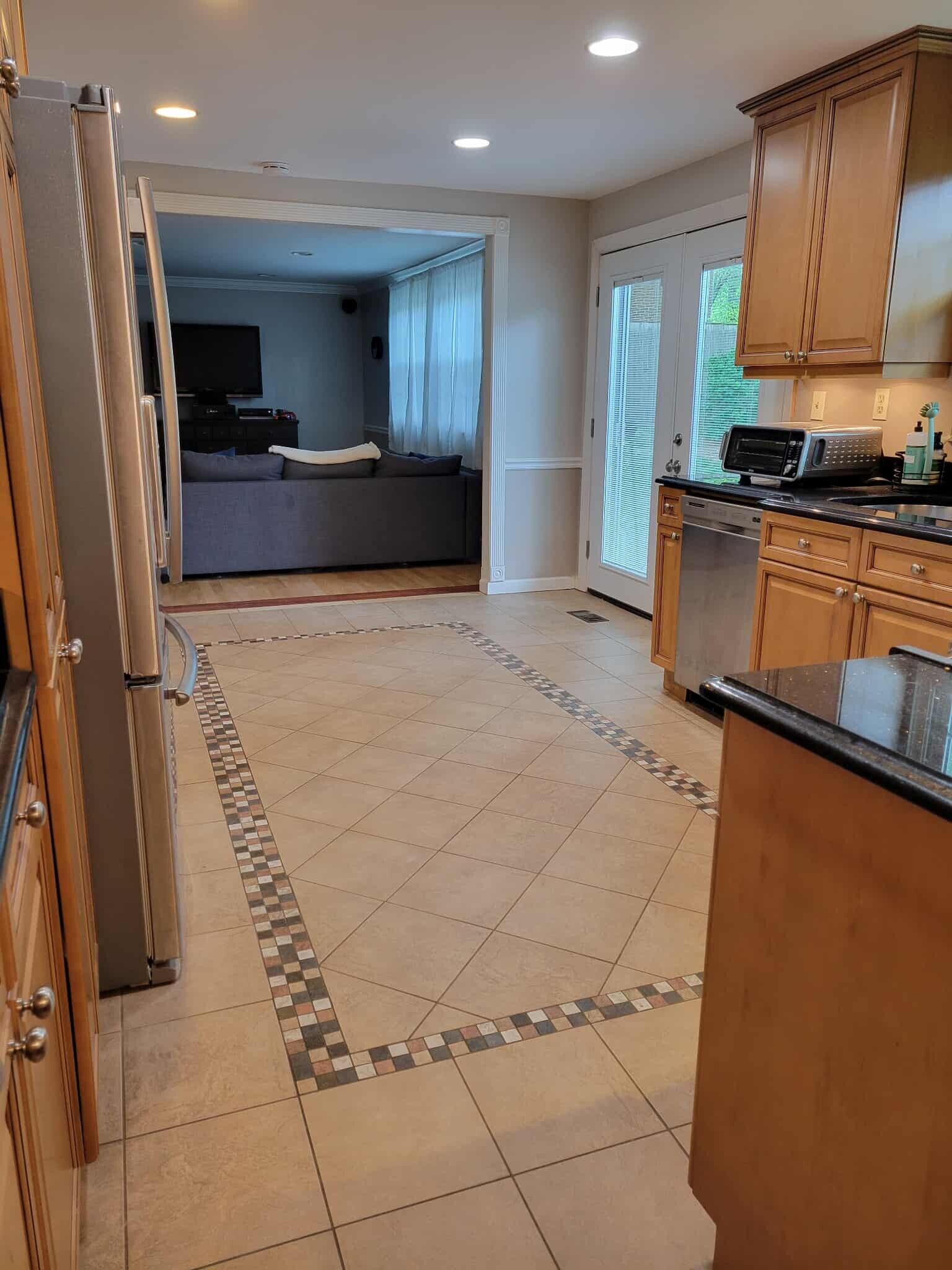 kitchen looking into family room - 8451 Ararat Ct