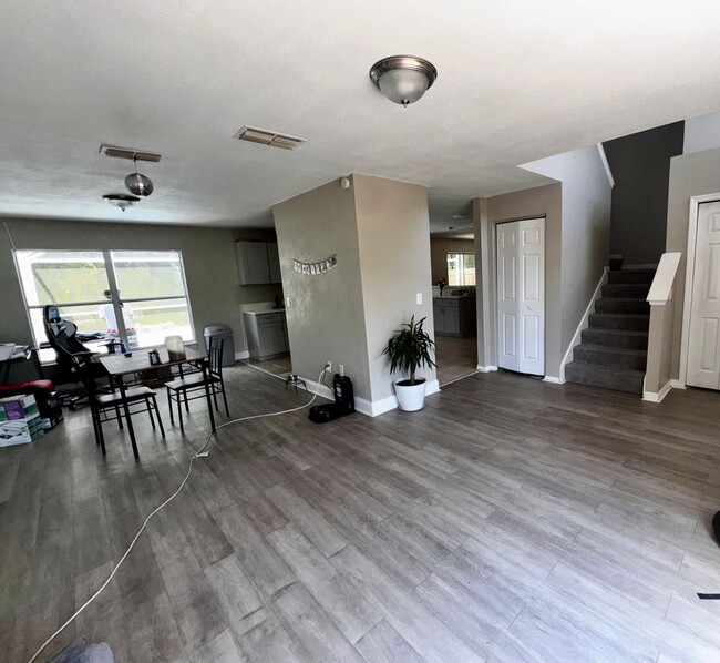 Building Photo - 4 Bedroom 3 Bath Winward Cay Kissimmee Poo...