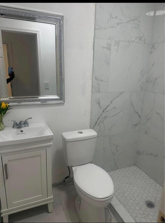 Building Photo - 820 Galsworthy Ave