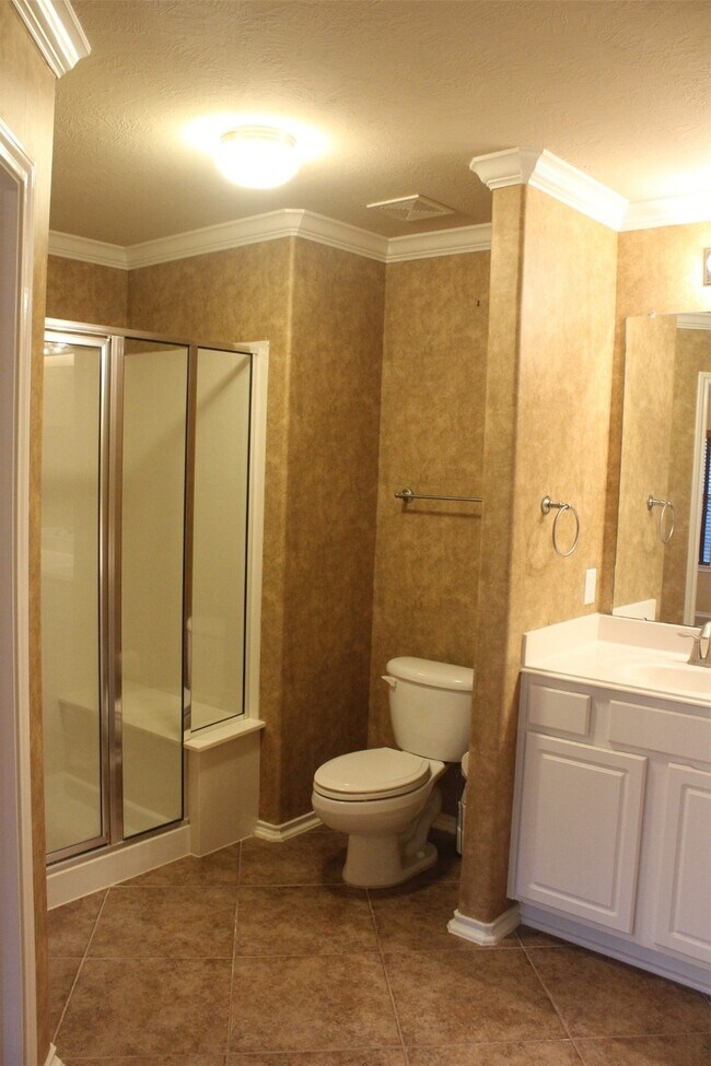 Building Photo - 111 W Kentwick Pl