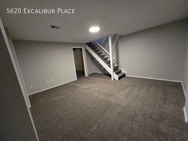 Building Photo - 5620 Excalibur Pl