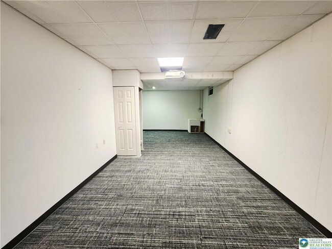 Building Photo - 236 Lenape Trail