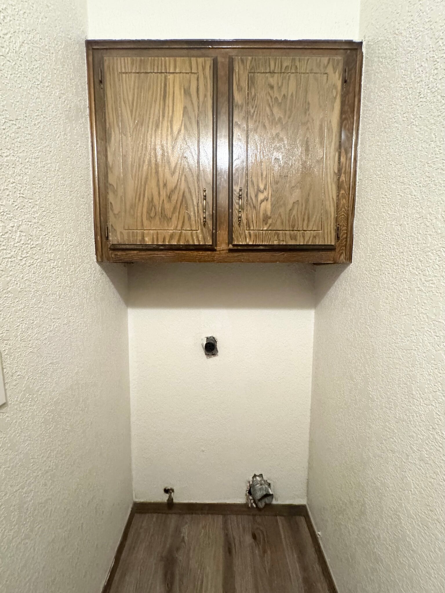 Building Photo - 9821 Larkspur Ln