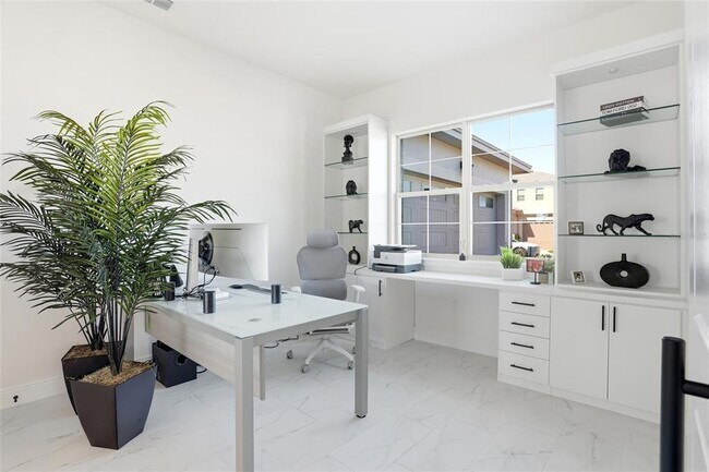 Building Photo - 5170 Buttonsage Dr