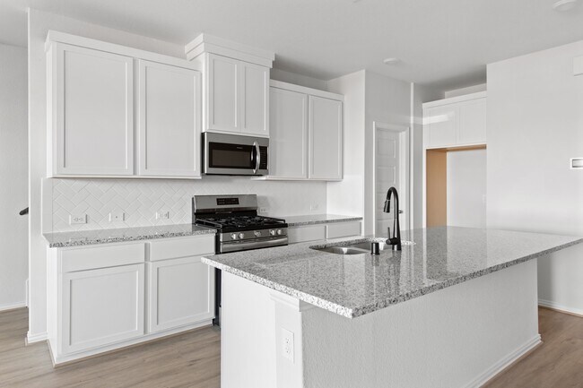 Building Photo - 27806 Western Crk Ct