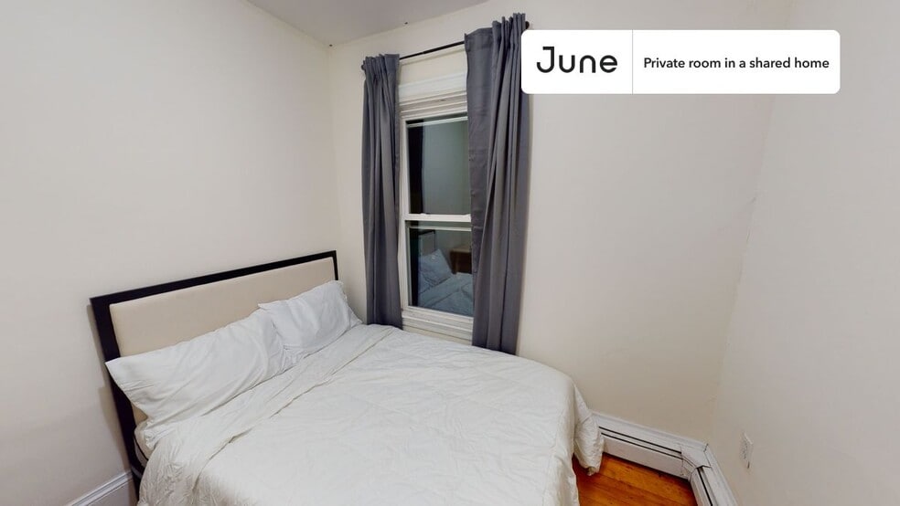 Primary Photo - Room in Shared 5 bed/1 bath home