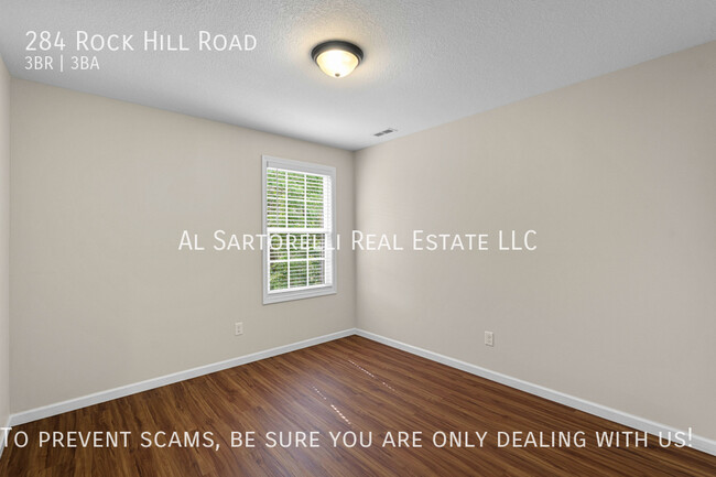 Building Photo - 284 Rock Hill Rd