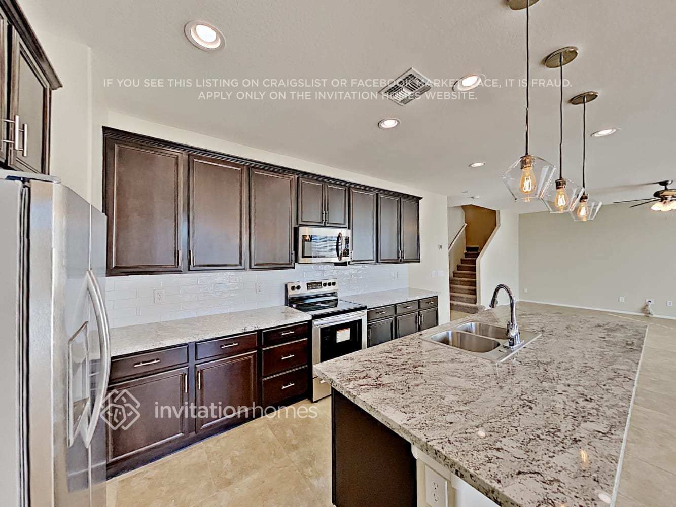 Building Photo - 3331 E Russell St