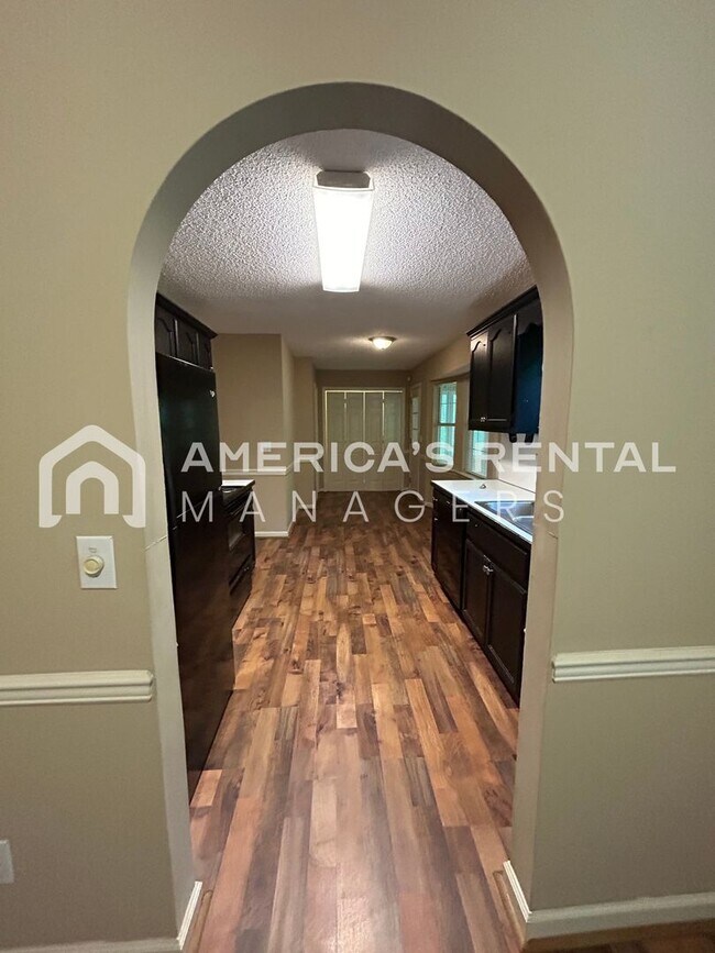 Building Photo - Home in Trussville!!