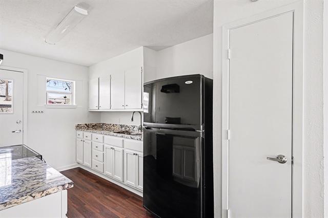 Building Photo - 2209 Barbell Ln