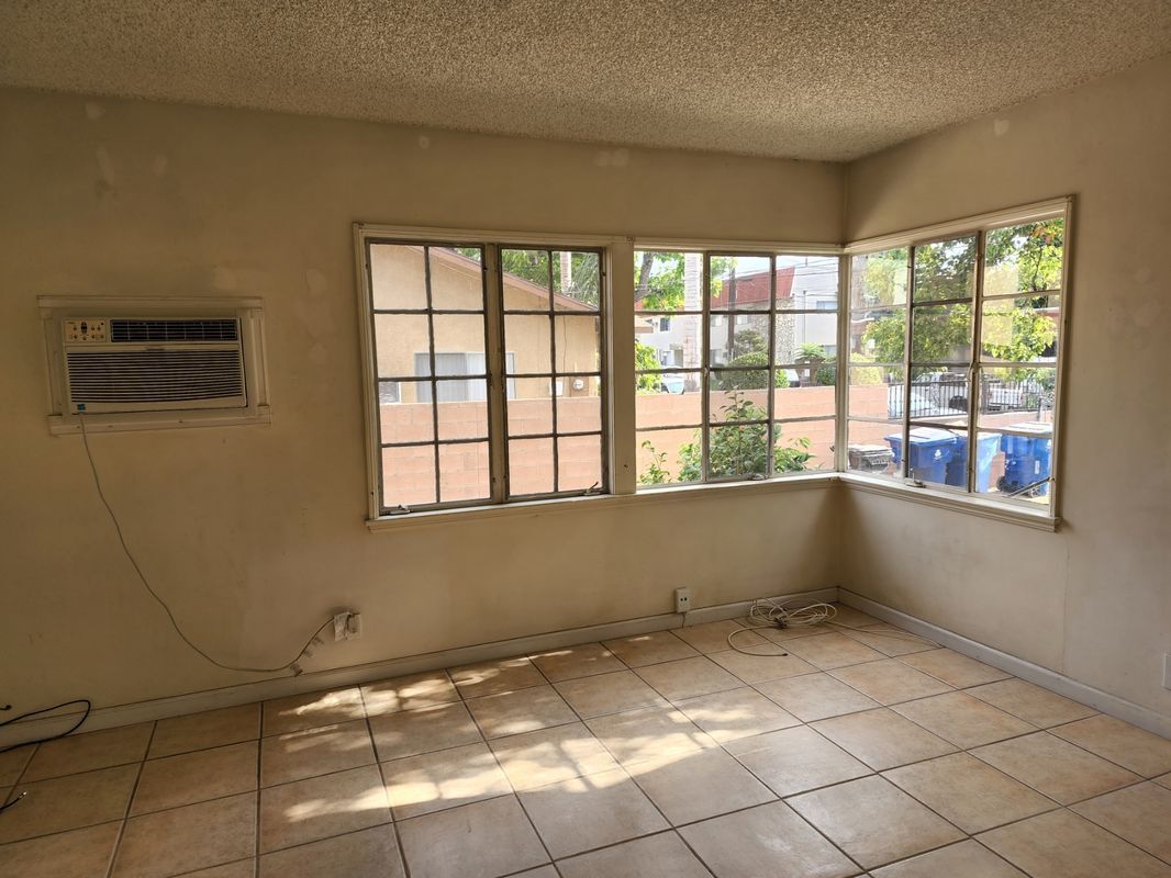 Building Photo - 5733 Fair Ave