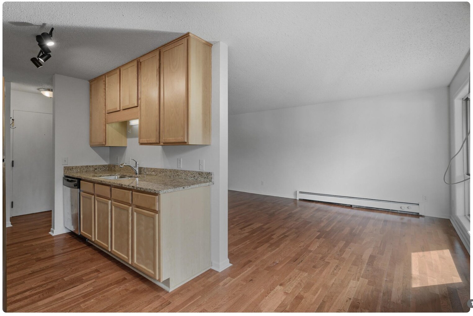 Building Photo - 3540 Hennepin Ave