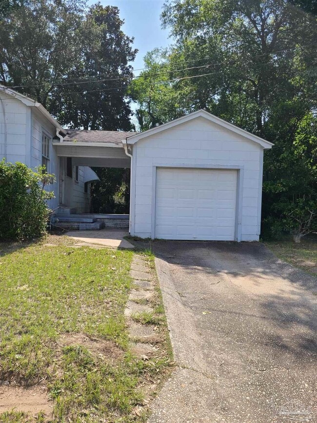 Building Photo - 1821 W Gregory St