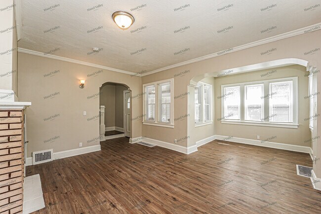 Building Photo - 12808 Kadel Ave