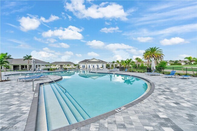 Building Photo - 43040 Greenway Blvd