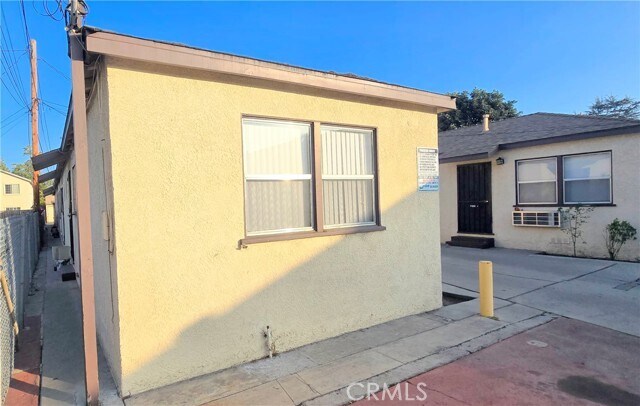 Building Photo - 6702 Flora Ave