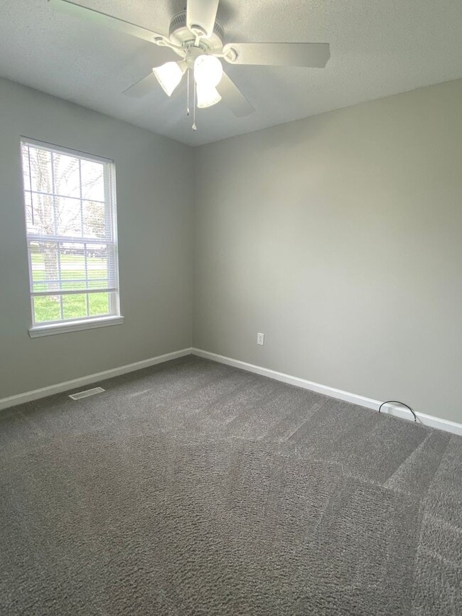 Building Photo - Cute Ranch Rental