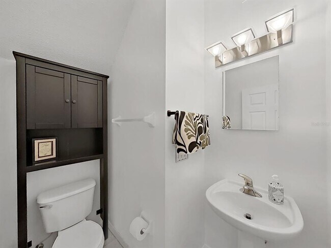 Building Photo - 18126 Paradise Point Dr