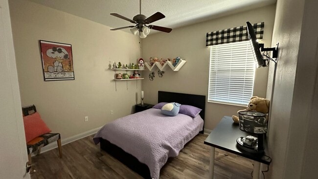 Building Photo - 412 Waterside Cir