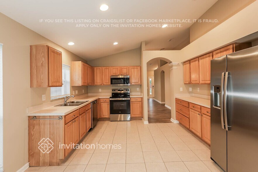 Building Photo - 30407 Colthurst St