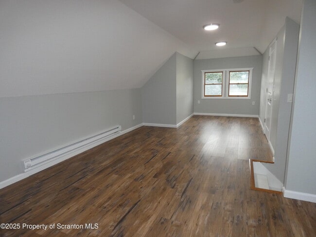 Building Photo - 620 Sanderson Ave