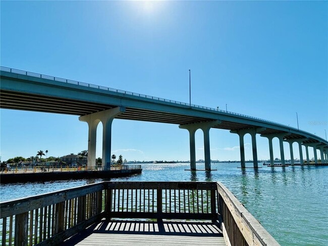 Building Photo - 113 12th St