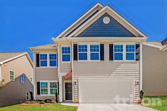 Building Photo - 126 Halesworth Rd