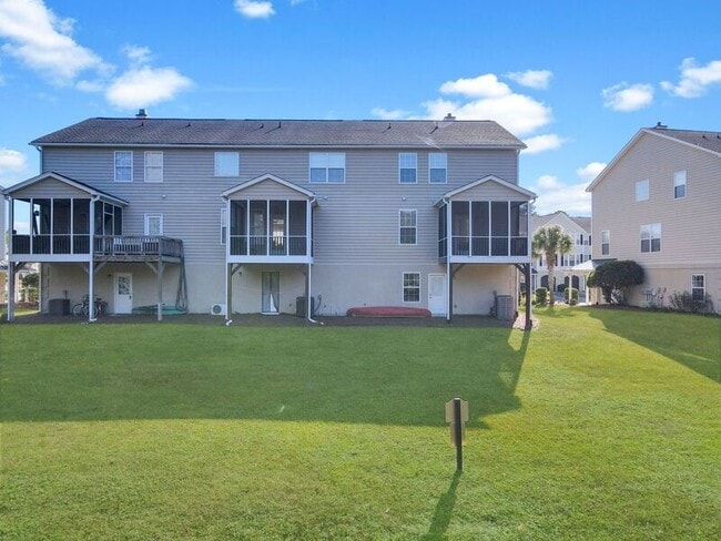 Building Photo - 1418 Hamlin Park Cir