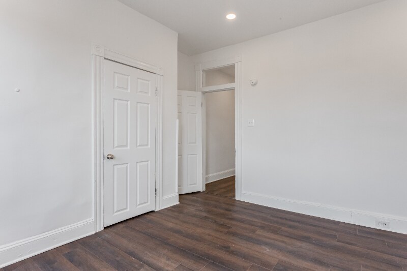 Building Photo - 2212 W Fayette St