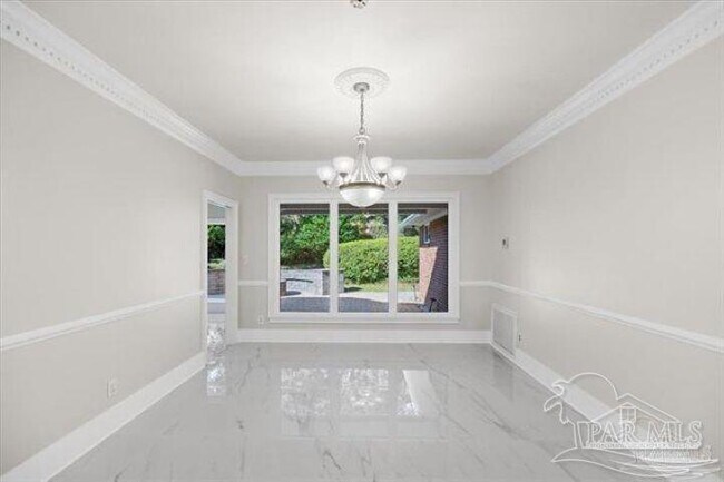Building Photo - 4700 Bohemia Dr