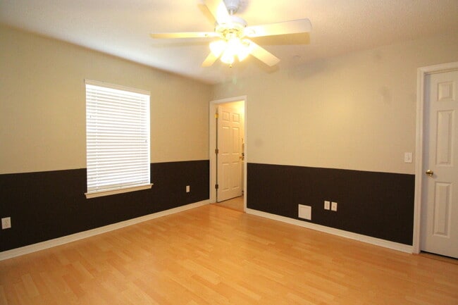 Building Photo - Navarre Gem Near Beaches & Bases – 3BR/2BA...
