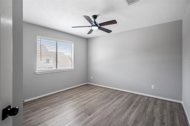 Building Photo - 11735 Alief Clodine Rd