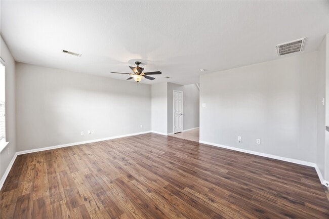 Building Photo - 16267 Silver Wing Ln