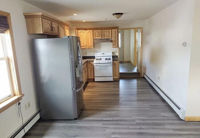 Building Photo - 8840 PA-405
