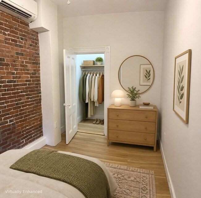 Building Photo - 174 Newbury St