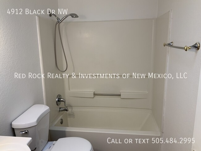 Building Photo - 4912 Black Dr NW