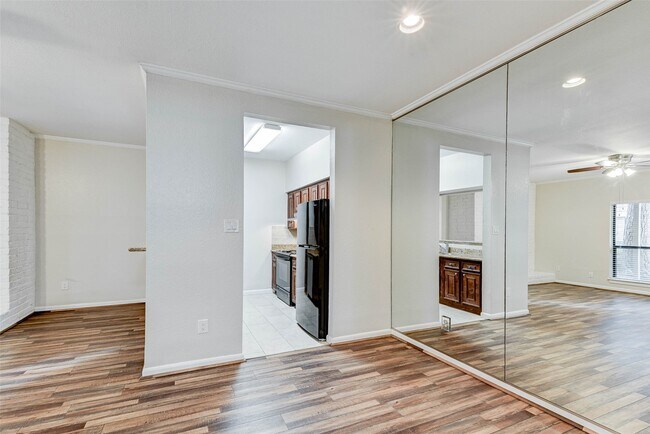 Building Photo - 2001 Bering Dr