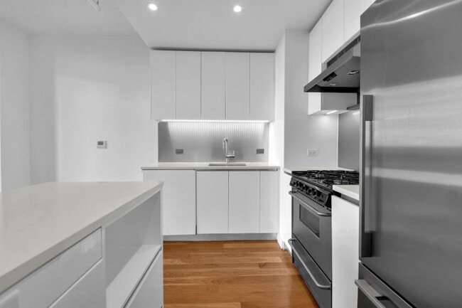 Building Photo - 2 bedroom in Brooklyn NY 11201