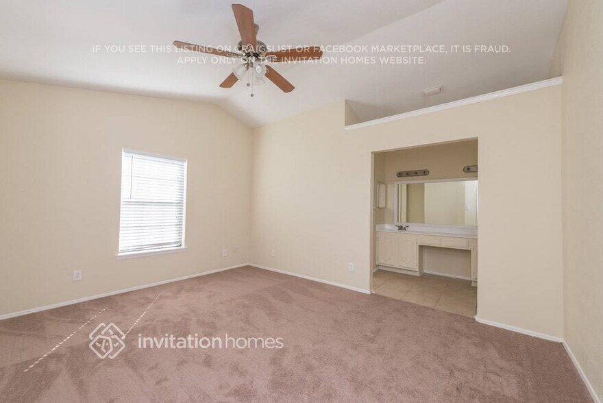 Building Photo - 540 Guadalupe Dr