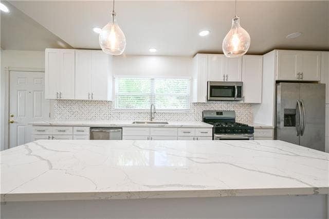 Building Photo - 401 Nursery Ave