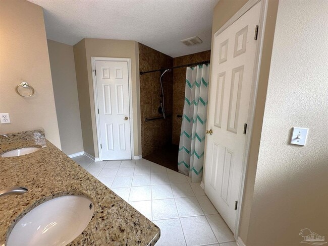 Building Photo - 703 Marlin Spike Dr