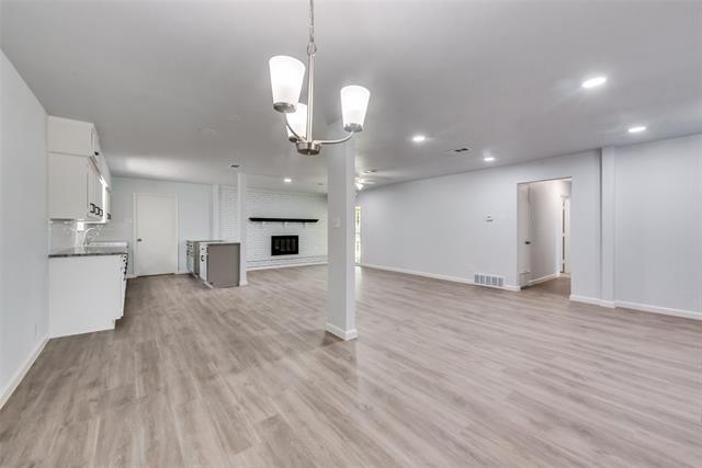 Building Photo - 2417 Highland Rd