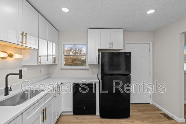 Building Photo - 2344 White Ash Ct