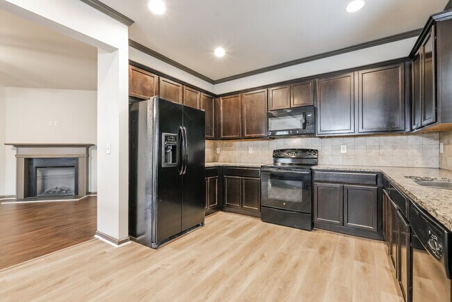 Building Photo - 581 Sweet Ashley Way