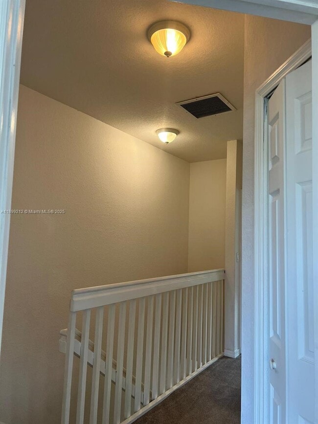 Building Photo - 10777 NW 84th Ln