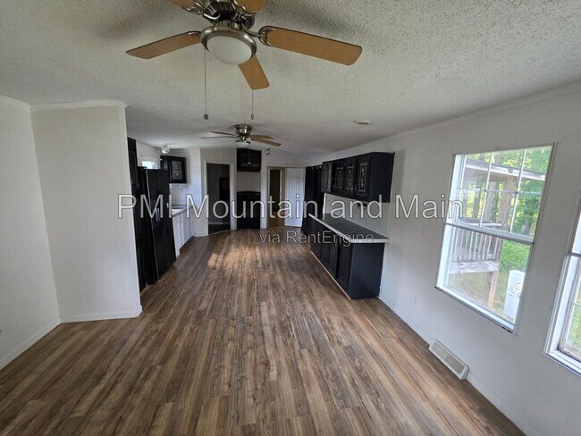 Building Photo - 34 Misty Mountain Way