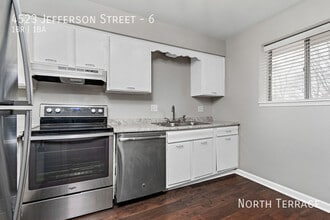 Building Photo - 4523 Jefferson St